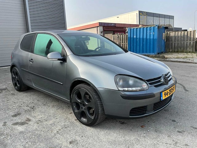Volkswagen - 2004 - golf - 1.4 trendline - personenauto (94-zfx-7) - afbeelding 18 van  24