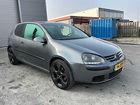 Volkswagen - 2004 - golf - 1.4 trendline - personenauto (94-zfx-7) - afbeelding 18 van  24