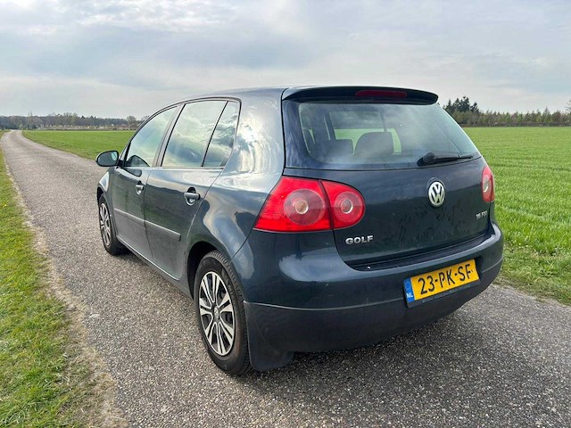 Volkswagen - 2004 - golf - 1.6 fsi trendline - 23-pk-sf - afbeelding 4 van  10