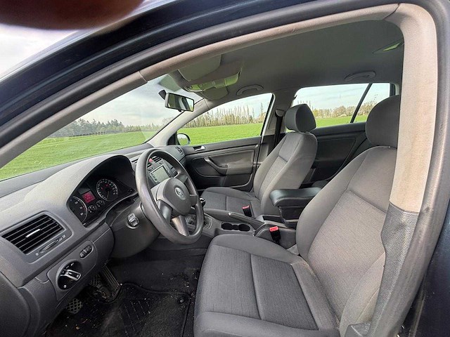 Volkswagen - 2004 - golf - 1.6 fsi trendline - 23-pk-sf - afbeelding 9 van  10