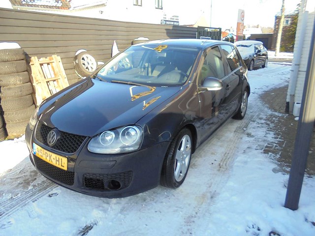 Volkswagen - 2004 - golf - 1.6 fsi trendline - 95-pk-hl - afbeelding 1 van  13
