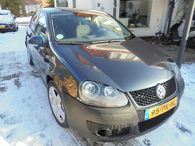 Volkswagen - 2004 - golf - 1.6 fsi trendline - 95-pk-hl - afbeelding 6 van  13