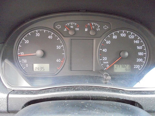 Volkswagen - 2004 - polo - 1.4-16v - s-307-tj - afbeelding 2 van  5