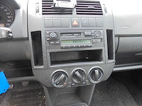 Volkswagen - 2004 - polo - 1.4-16v - s-307-tj - afbeelding 5 van  5