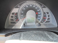 Volkswagen - 2005 - fox - 1.2 trendline - 54-rt-lv - afbeelding 2 van  11