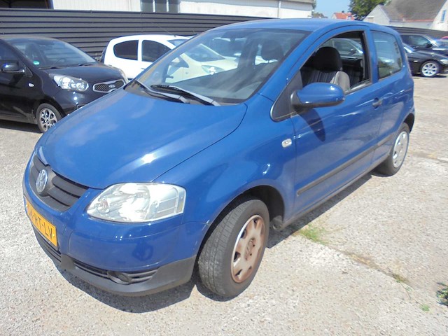 Volkswagen - 2005 - fox - 1.2 trendline - 54-rt-lv - afbeelding 1 van  11