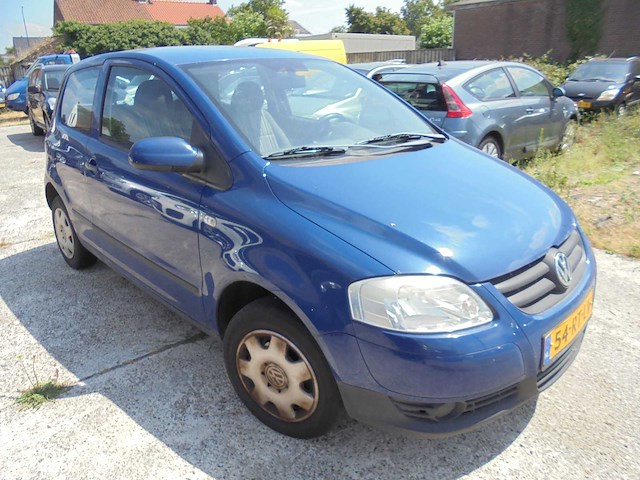 Volkswagen - 2005 - fox - 1.2 trendline - 54-rt-lv - afbeelding 4 van  11