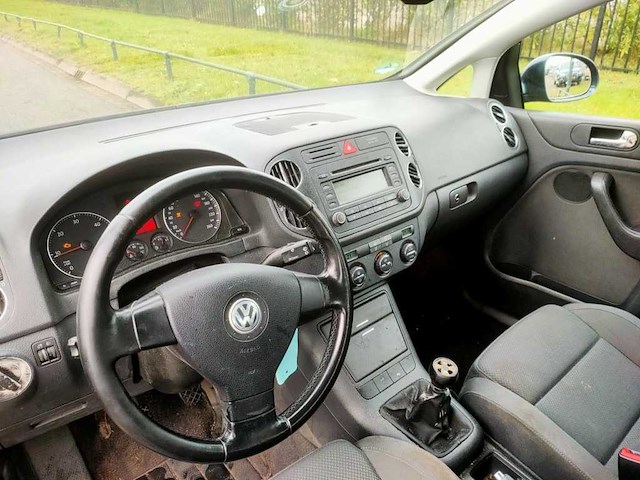 Volkswagen - 2005 - golf plus - 1.9 tdi sportline - 37-rx-ts - afbeelding 7 van  19