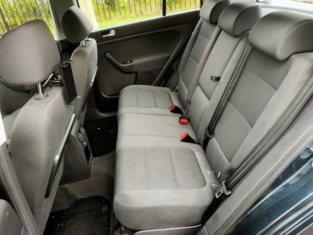 Volkswagen - 2005 - golf plus - 1.9 tdi sportline - 37-rx-ts - afbeelding 8 van  19