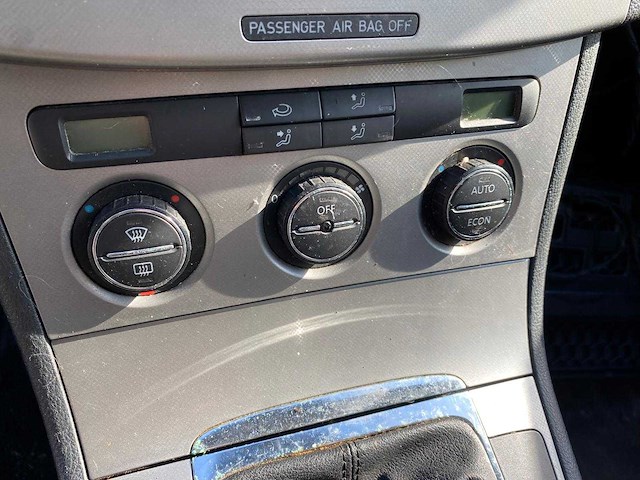 Volkswagen - 2005 - passat - 2.0 tdi comfortline - 10-rl-bh - afbeelding 5 van  15