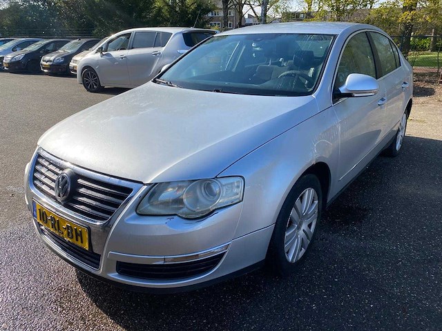 Volkswagen - 2005 - passat - 2.0 tdi comfortline - 10-rl-bh - afbeelding 1 van  15