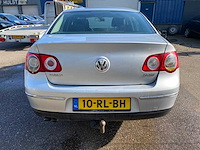Volkswagen - 2005 - passat - 2.0 tdi comfortline - 10-rl-bh - afbeelding 18 van  23