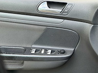 Volkswagen - 2006 - golf - 1.6 turijn - personenauto - afbeelding 5 van  19