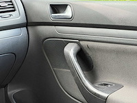 Volkswagen - 2006 - golf - 1.6 turijn - personenauto - afbeelding 8 van  19