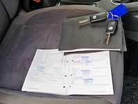 Volkswagen - 2006 - jetta - 1.6 fsi comfortline - 45-tj-zb - afbeelding 13 van  21