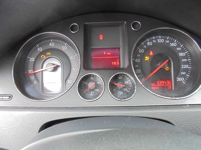 Volkswagen - 2006 - passat - 2.0 fsi comfortline - 54-sk-hh - afbeelding 3 van  6