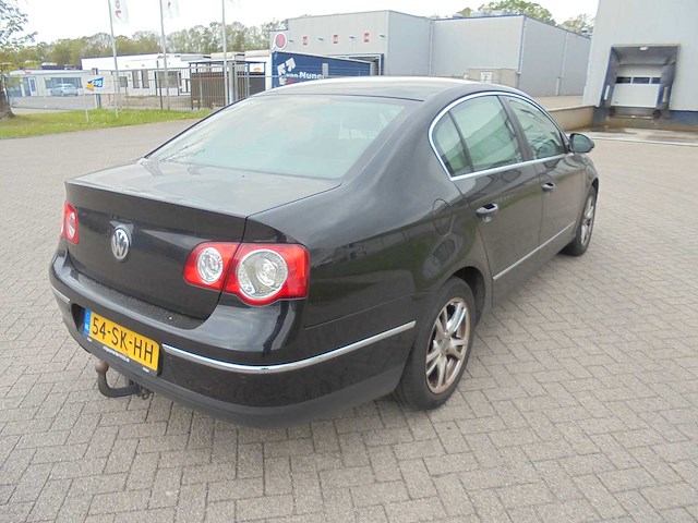 Volkswagen - 2006 - passat - 2.0 fsi comfortline - 54-sk-hh - afbeelding 4 van  7