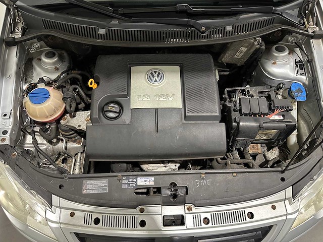Volkswagen - 2006 - polo - 1.2-12v trendline 86-zkz-5 - afbeelding 7 van  16
