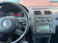 Volkswagen - 2006 - touran - 1.6-16v fsi 7 persoons - personenauto - afbeelding 2 van  15