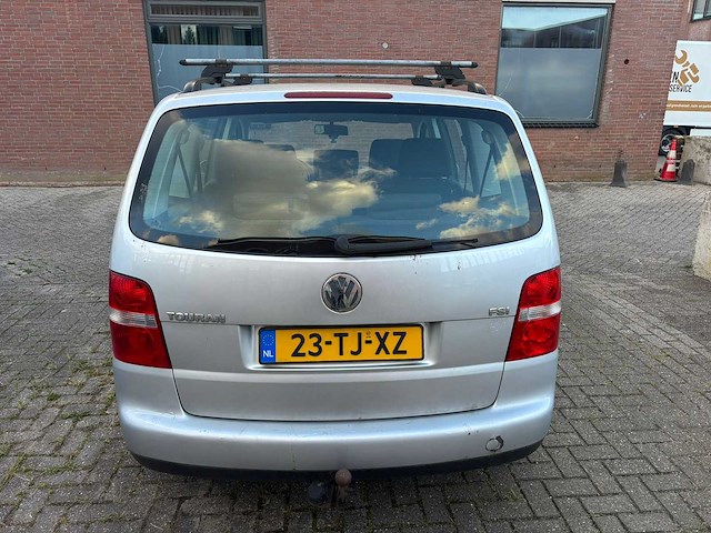 Volkswagen - 2006 - touran - 1.6-16v fsi 7 persoons - personenauto - afbeelding 10 van  15