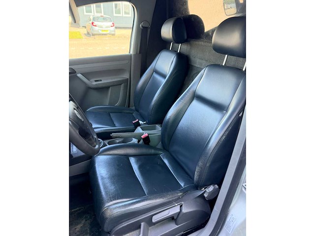 Volkswagen - 2007 - caddy - 1.9 tdi - personenauto - afbeelding 2 van  10