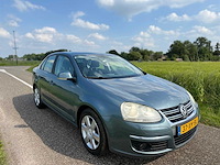 Volkswagen - 2007 - jetta - 1.6 trendline bns - 37-xh-bl - afbeelding 7 van  13
