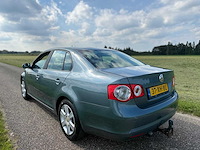Volkswagen - 2007 - jetta - 1.6 trendline bns - 37-xh-bl - afbeelding 11 van  13