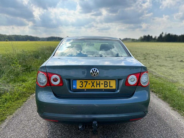 Volkswagen - 2007 - jetta - 1.6 trendline bns - 37-xh-bl - afbeelding 10 van  13
