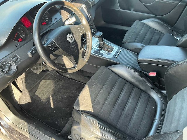 Volkswagen - 2007 - passat variant - 3.2 v6 comfortl. 4m - personenauto (xd-761-p) - afbeelding 21 van  22