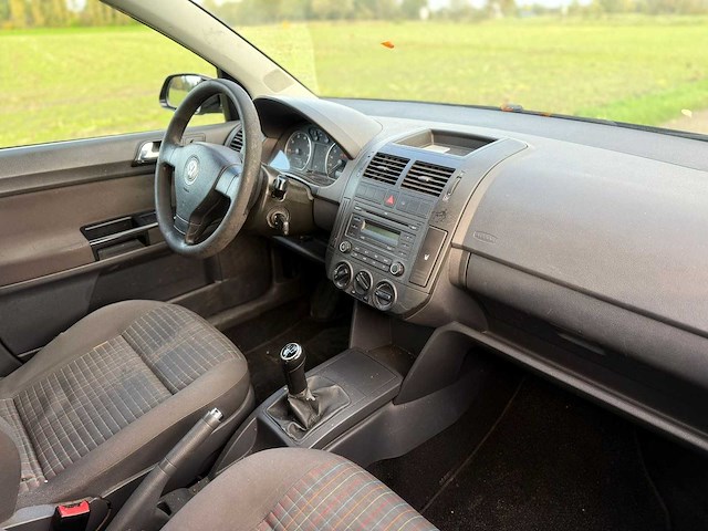 Volkswagen - 2007 - polo - 1.4-16v optive - 14-xh-st - afbeelding 10 van  10
