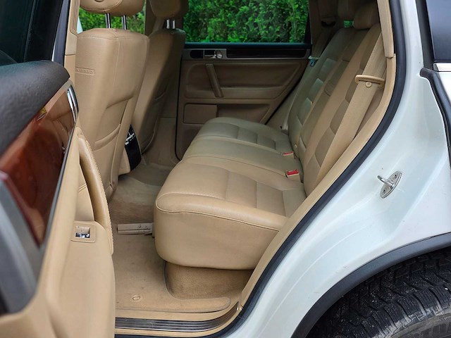 Volkswagen - 2007 - touareg - 3.2 v6 - 76-ggz-6 - afbeelding 7 van  16