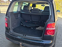 Volkswagen - 2007 - touran - 1.4 tsi highl. bns - 35-nrs-1 - afbeelding 12 van  16