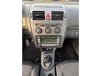 Volkswagen - 2007 - touran - 1.4 tsi trendline - personenauto - afbeelding 18 van  31