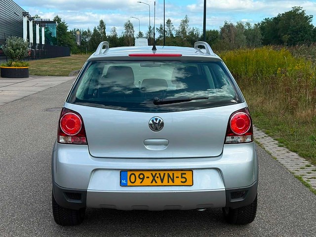 Volkswagen - 2008 - polo - 1.4-16v cross - personenauto - 09-xvn-5 - afbeelding 11 van  15