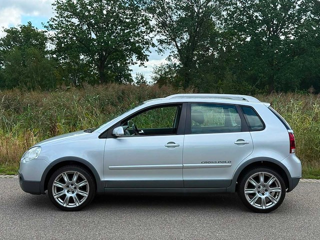 Volkswagen - 2008 - polo - 1.4-16v cross - personenauto - 09-xvn-5 - afbeelding 12 van  15