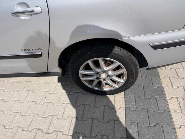 Volkswagen - 2008 - sharan - 1.9 tdi trendline - personenauto - afbeelding 10 van  26