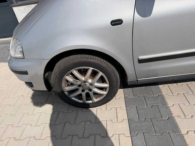 Volkswagen - 2008 - sharan - 1.9 tdi trendline - personenauto - afbeelding 13 van  26