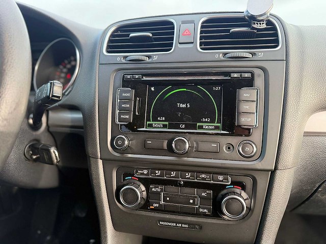 Volkswagen - 2009 - golf - 1.6 comfortline - 9-kzn-68 - afbeelding 4 van  12