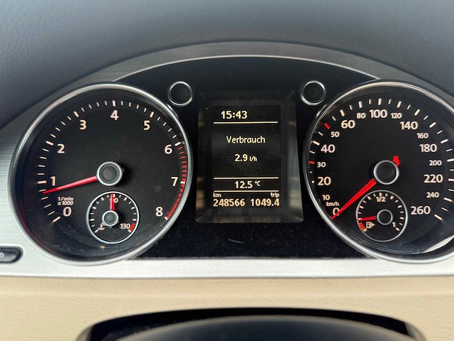 Volkswagen - 2009 - passat - 1.4 tsi highl. bluem - 96-kbf-7 - afbeelding 4 van  16