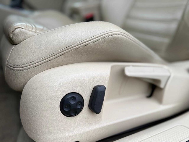 Volkswagen - 2009 - passat - 1.4 tsi highl. bluem - 96-kbf-7 - afbeelding 7 van  16