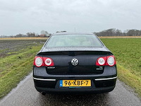 Volkswagen - 2009 - passat - 1.4 tsi highl. bluem - personenauto - afbeelding 12 van  17