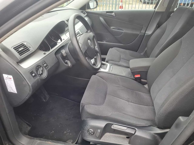 Volkswagen - 2009 - passat variant - 1.4 tsi comfortline - jz-738-t - afbeelding 13 van  16