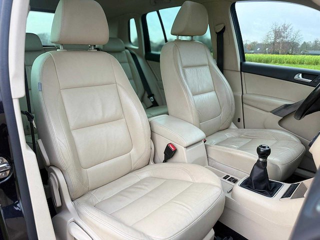 Volkswagen - 2009 - tiguan - 1.4 tsi sport&style - 41-jxz-2 - afbeelding 5 van  17