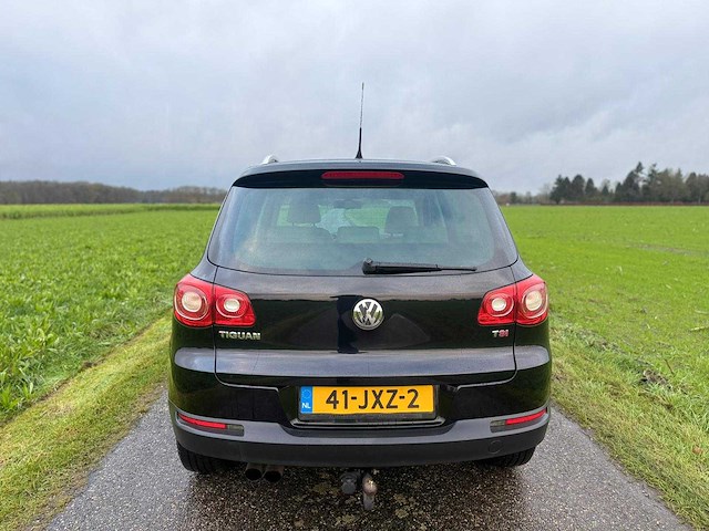 Volkswagen - 2009 - tiguan - 1.4 tsi sport&style - 41-jxz-2 - afbeelding 14 van  17