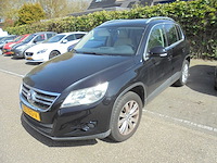 Volkswagen - 2009 - tiguan - 2.0 tsi sport&st.4m - jb-180-v - afbeelding 1 van  16