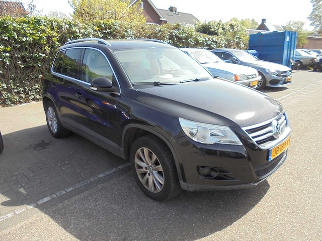 Volkswagen - 2009 - tiguan - 2.0 tsi sport&st.4m - jb-180-v - afbeelding 9 van  16