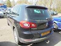 Volkswagen - 2009 - tiguan - 2.0 tsi sport&st.4m - jb-180-v - afbeelding 11 van  16