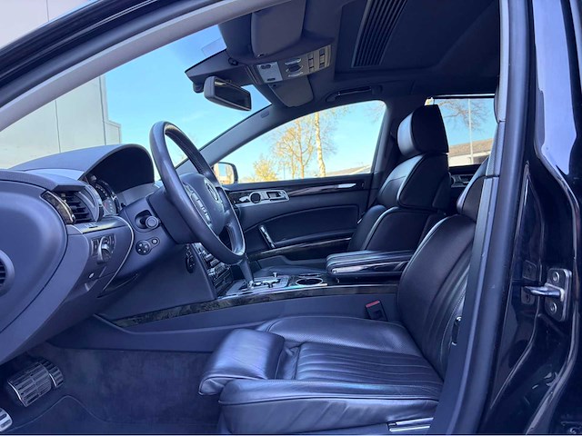 Volkswagen - 2010 - phaeton - 4.2 v8 4p. lang - personenauto - afbeelding 19 van  20