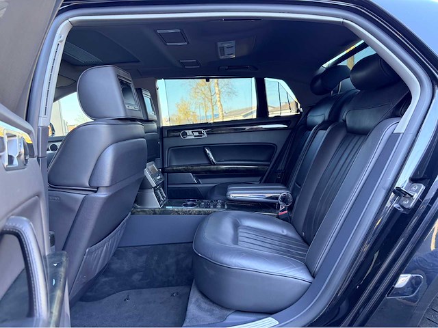 Volkswagen - 2010 - phaeton - 4.2 v8 4p. lang - personenauto - afbeelding 20 van  20