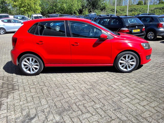 Volkswagen - 2010 - polo - 1.4-16v highline - personenauto - afbeelding 14 van  19